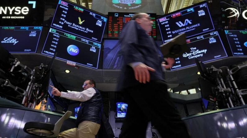 2024년 주목해야 할 이슈 5가지: 정치, 경제, 사회